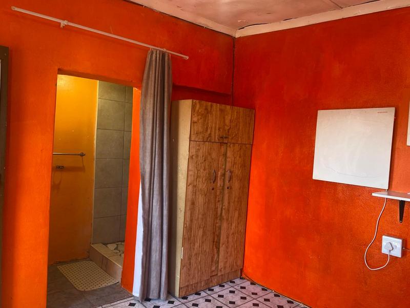 13 Bedroom Property for Sale in Madeira Park Eastern Cape